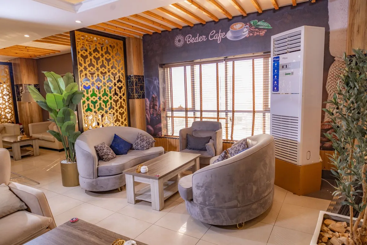 Exquisite Lounges and Dining